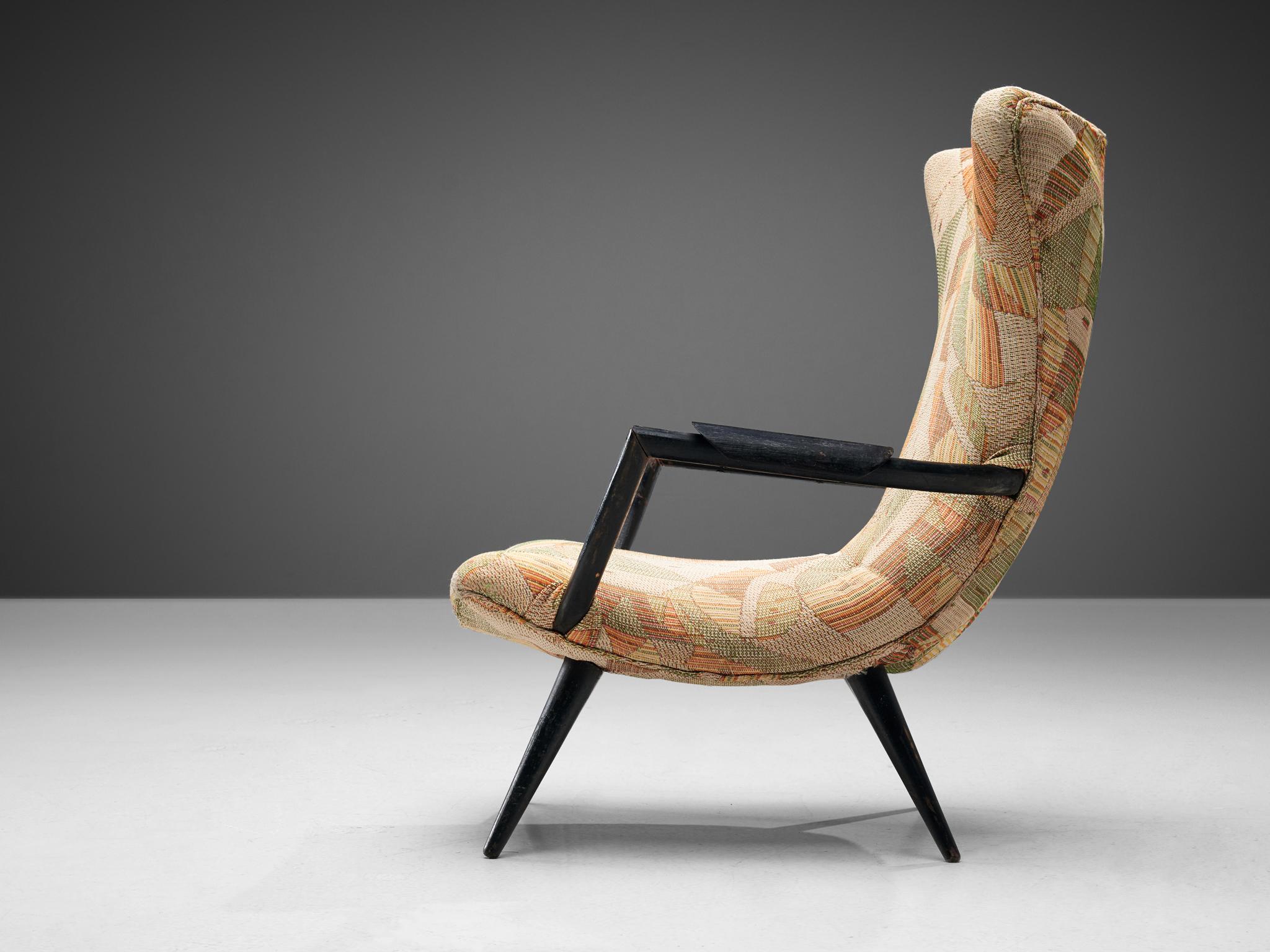 Mid-Century Modern Giuseppe Scapinelli Lounge Chair in Patterned Upholstery and Black Wooden Frame
