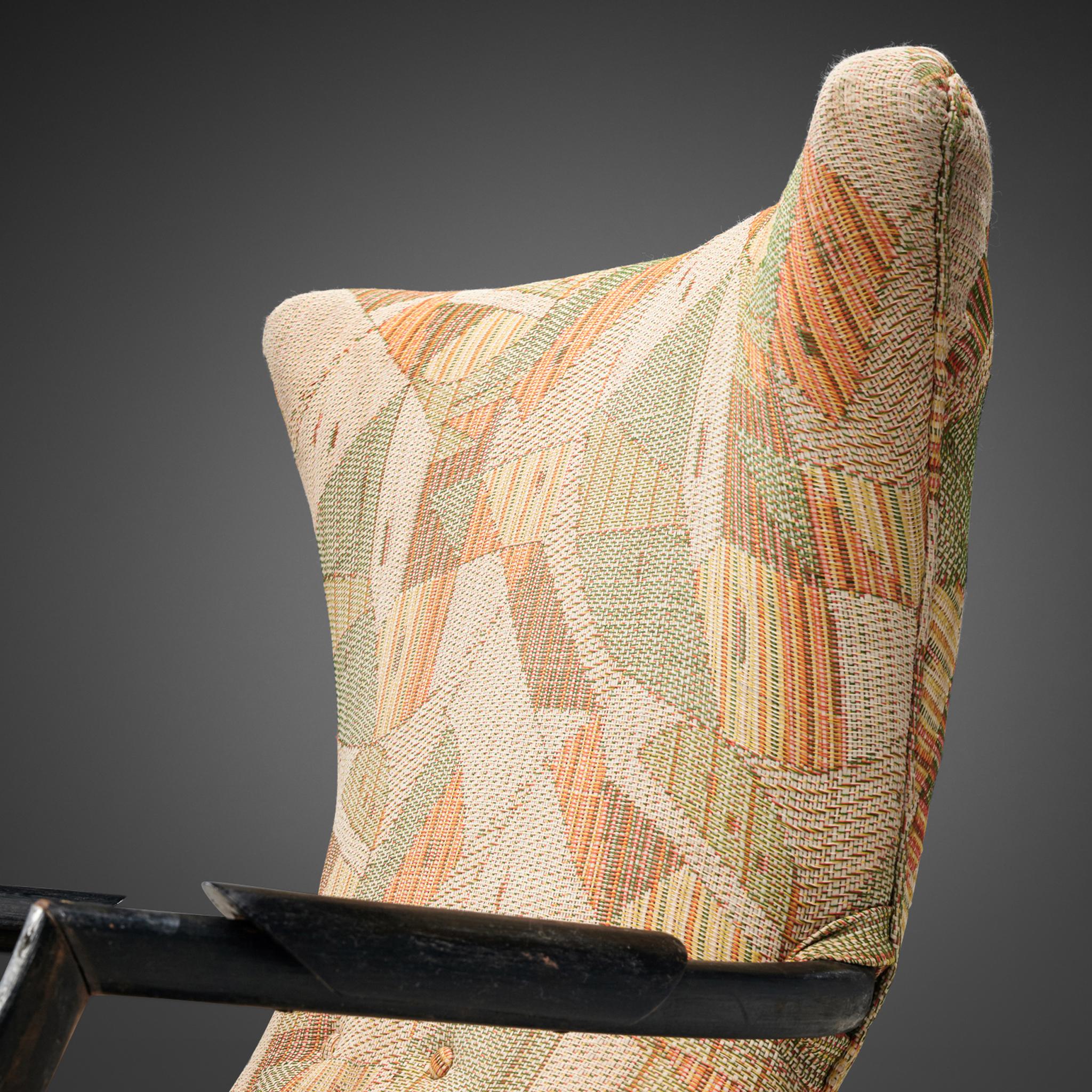 Mid-20th Century Giuseppe Scapinelli Lounge Chair in Patterned Upholstery and Black Wooden Frame