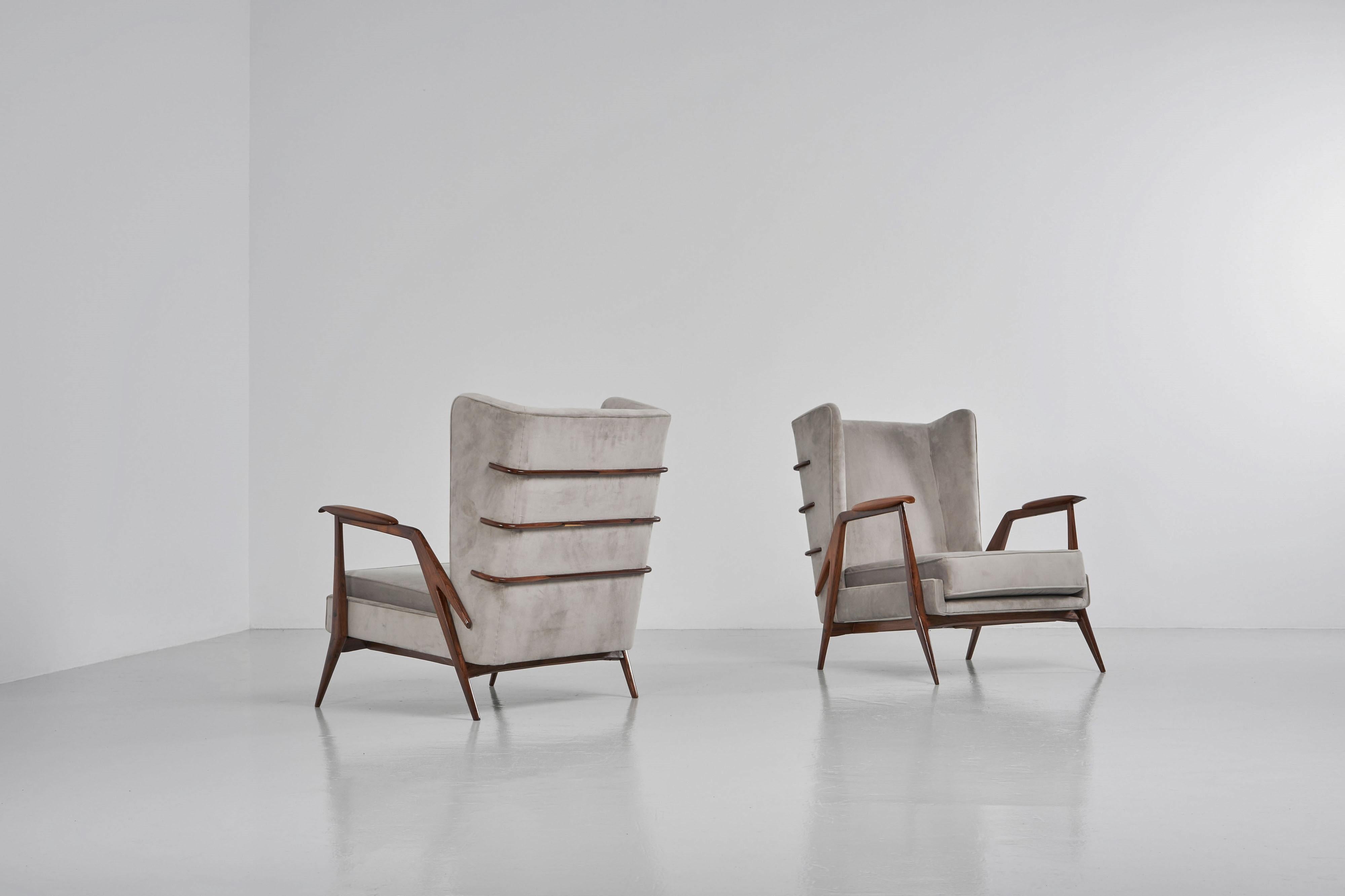 Giuseppe Scapinelli lounge chairs pair Brazil 1950 For Sale 3