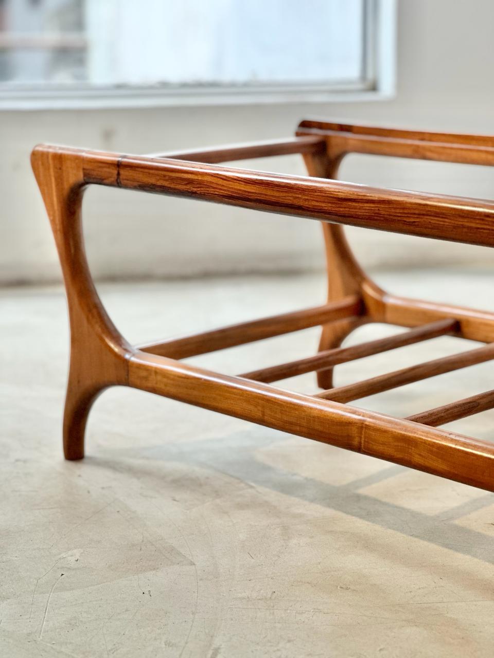 Giuseppe Scapinelli. Table centrale en bois massif de caviúna The Modernity Bon état - En vente à Sao Paulo, SP