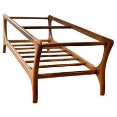 Giuseppe Scapinelli. Mesa de centro moderna de mediados de siglo en madera maciza de Caviúna