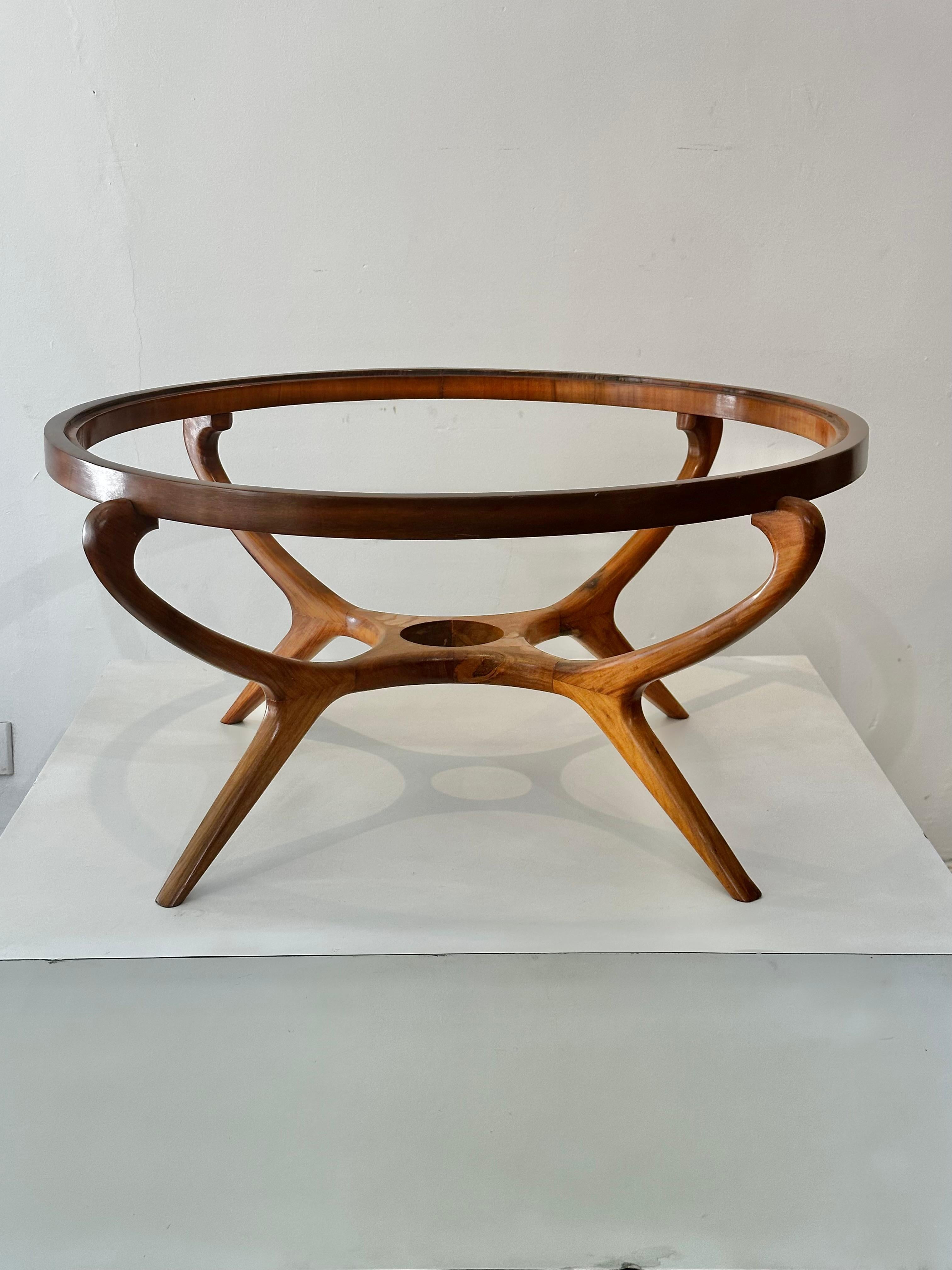 Giuseppe Scapinelli's round coffee table, a piece made of solid caviúna wood (also known as 