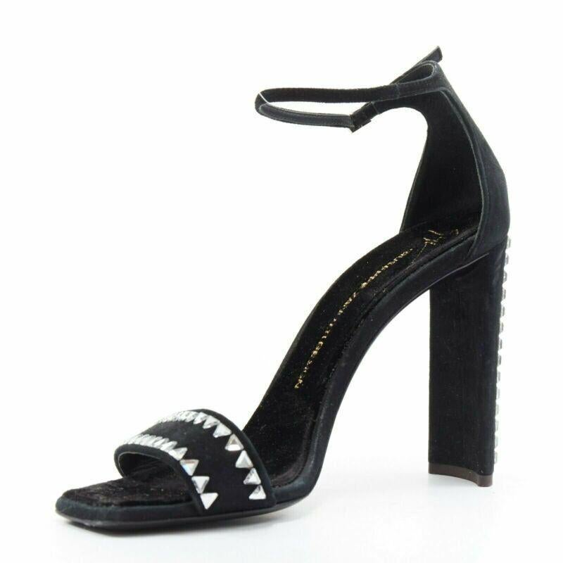 GIUSEPPE ZANOTTI 2017 black geometric crystal embellished sandal EU39 In Good Condition For Sale In Hong Kong, NT