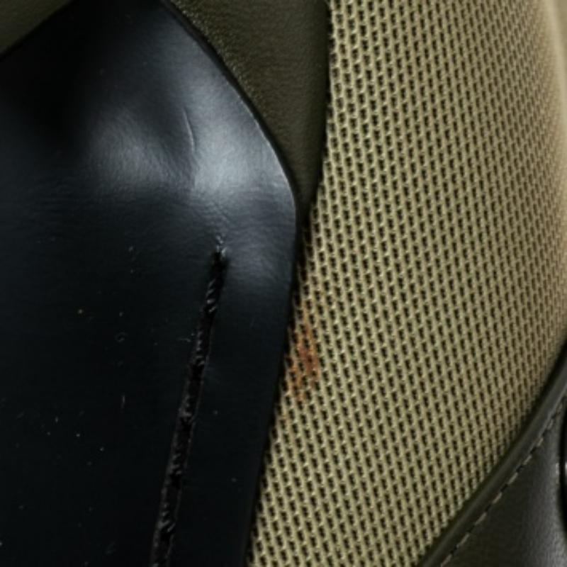 Giuseppe Zanotti Army Green Canvas Studded Leather Peep-Toe Ankle Boots Size 37 en vente 5