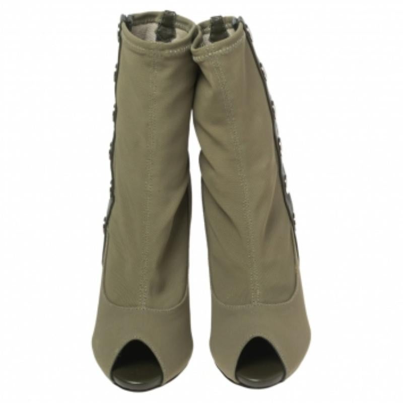 Giuseppe Zanotti Army Green Canvas Studded Leather Peep-Toe Ankle Boots Size 37 en vente 1