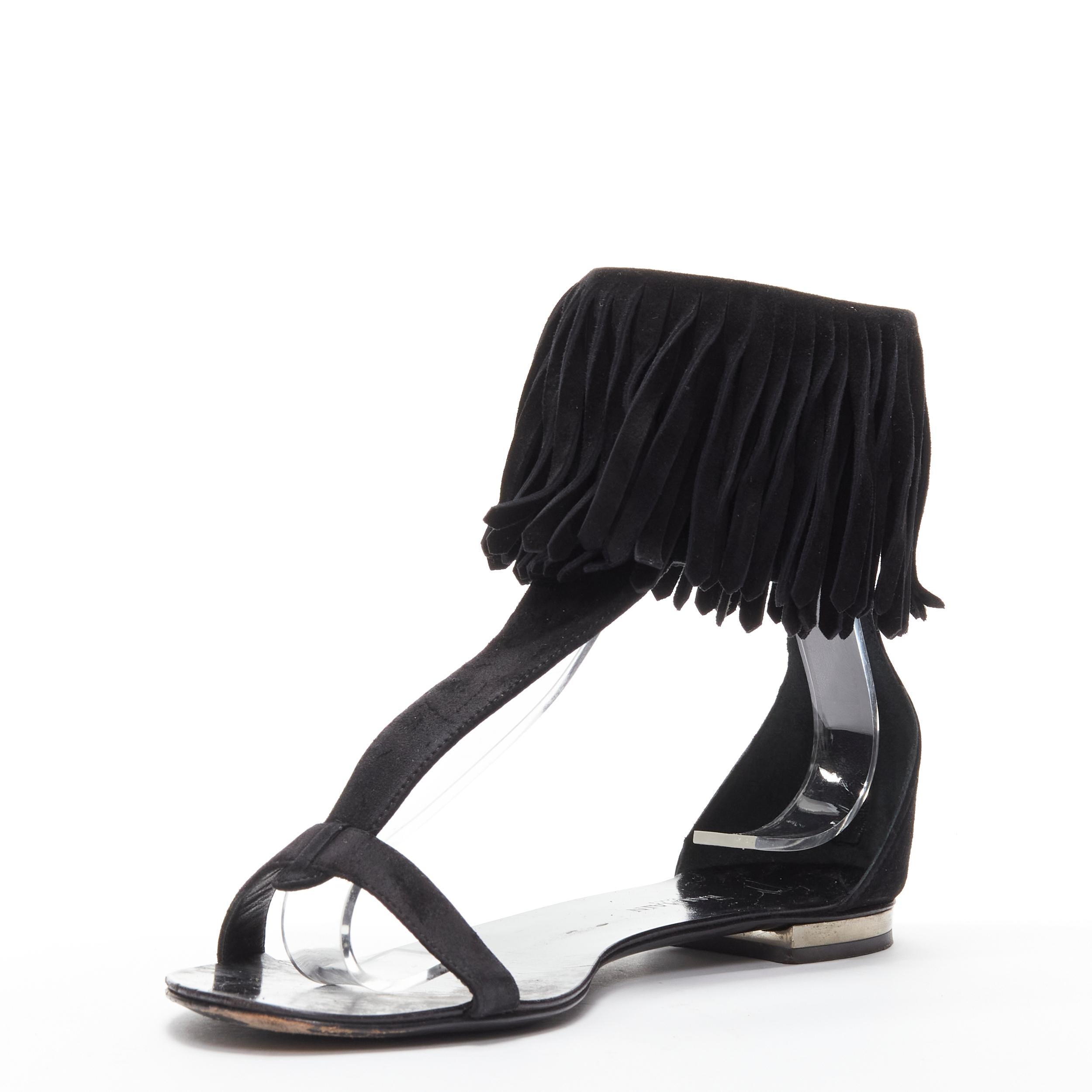 GIUSEPPE ZANOTTI BALMAIN black suede fringe T-strap open toe flat sandals EU37 In Good Condition For Sale In Hong Kong, NT