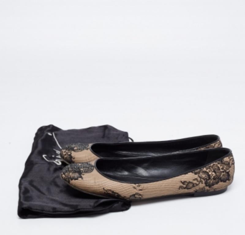 Giuseppe Zanotti Beige/Nero con rete e pelle impreziosita Ballerine Taglia 37 in vendita 5