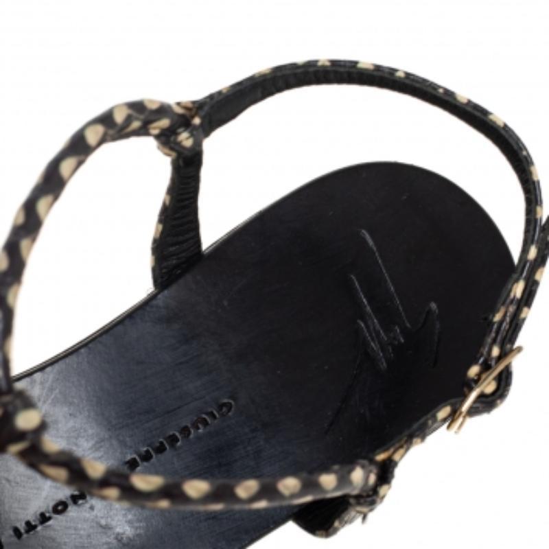 Women's Giuseppe Zanotti Beige/Brown Python Embossed Leather T Strip Sandals Size 38.5 For Sale