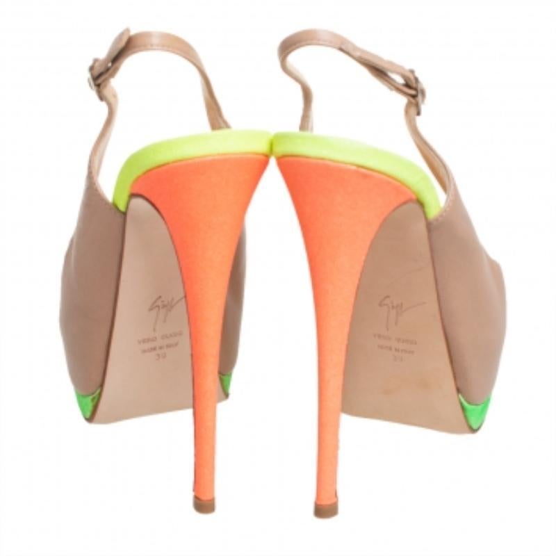 Giuseppe Zanotti Beige Leather Peep Toe Sandals Size 39 For Sale 2