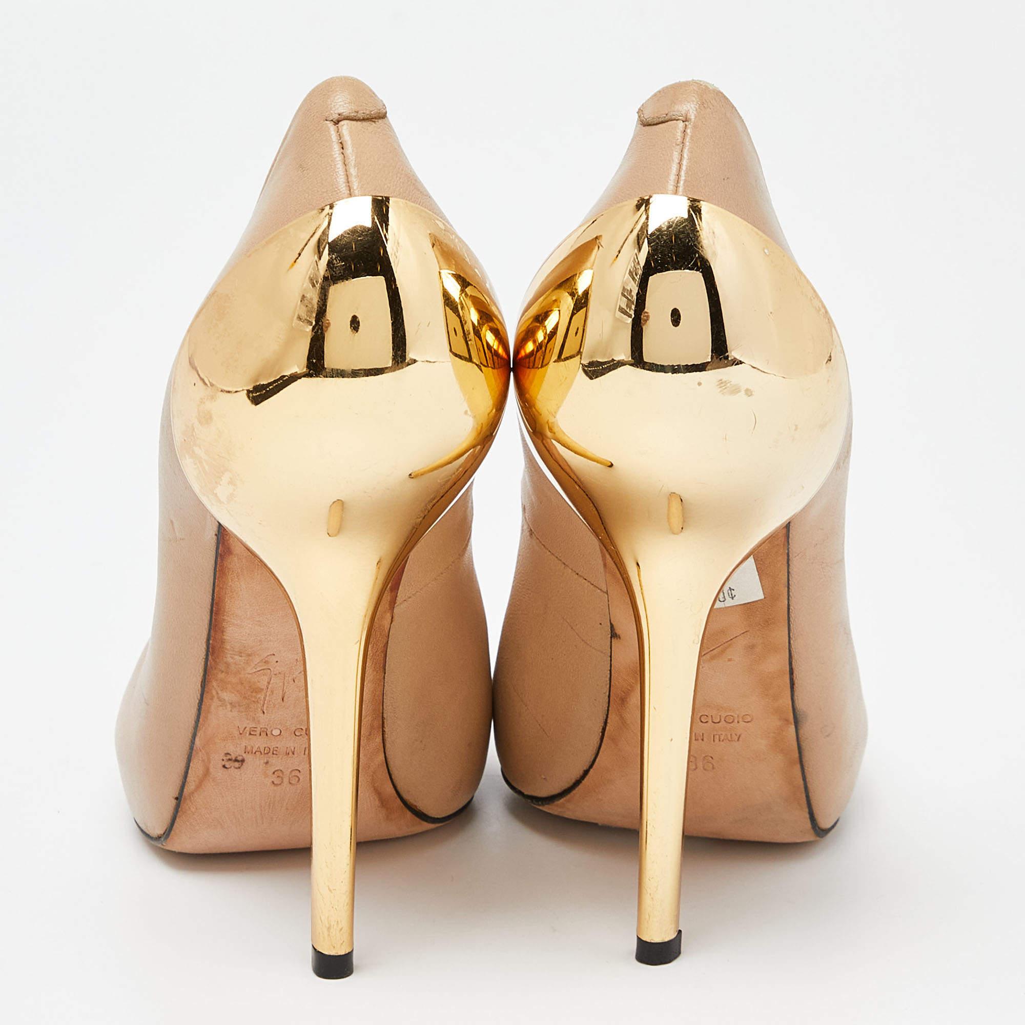 De las mujeres Giuseppe Zanotti Bombas de punta redonda de piel beige Talla 36 en venta