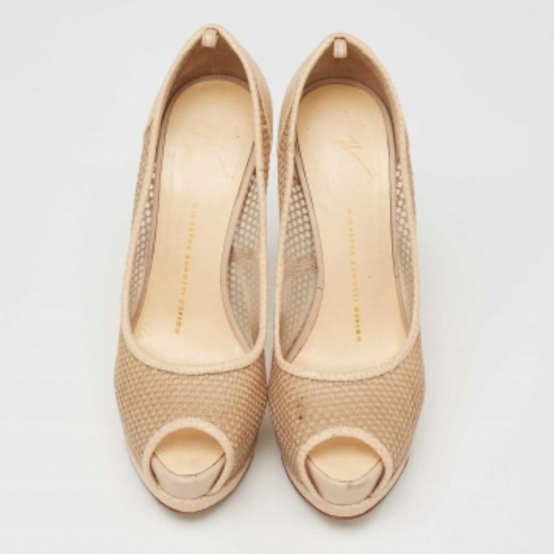 Women's Giuseppe Zanotti Beige Mesh and Lizard Embossed Leather Peep-Toe Pumps Size 37.5 For Sale
