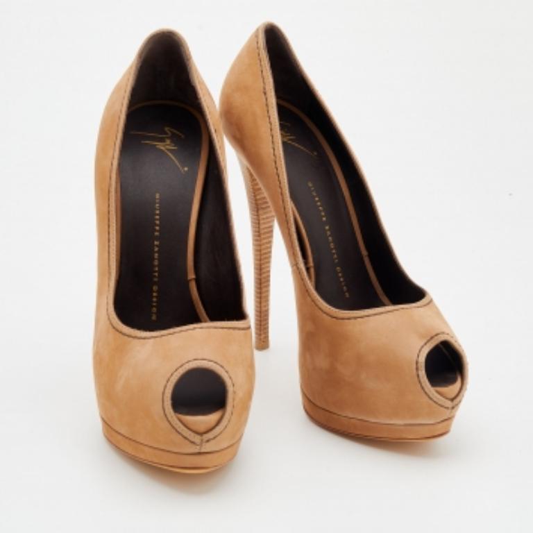 Giuseppe Zanotti Beige Nubuck Leather Peep Toe Platform Pumps Size 40 For Sale 1