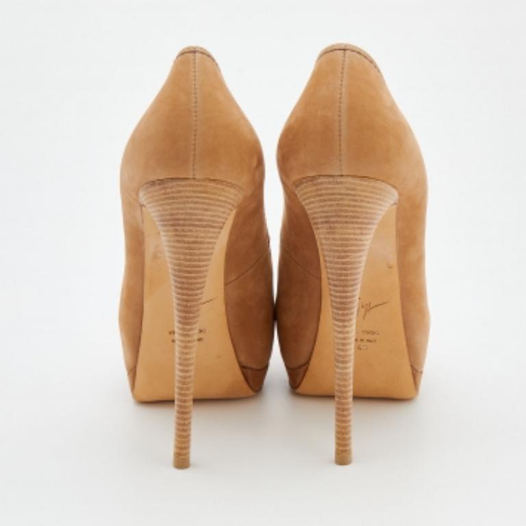 Giuseppe Zanotti Beige Nubuck Leather Peep Toe Platform Pumps Size 40 For Sale 3