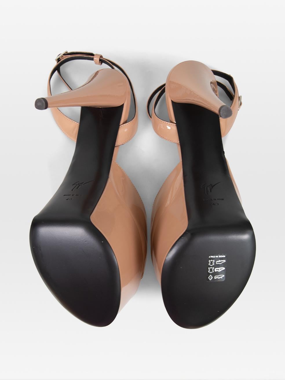 Women's Giuseppe Zanotti Beige Patent Aida Heels Size IT 40 For Sale