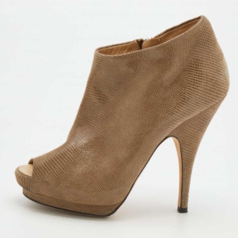 Giuseppe Zanotti Beige Suede Peep Toe Platform Ankle Length Boots Size 37.5 For Sale