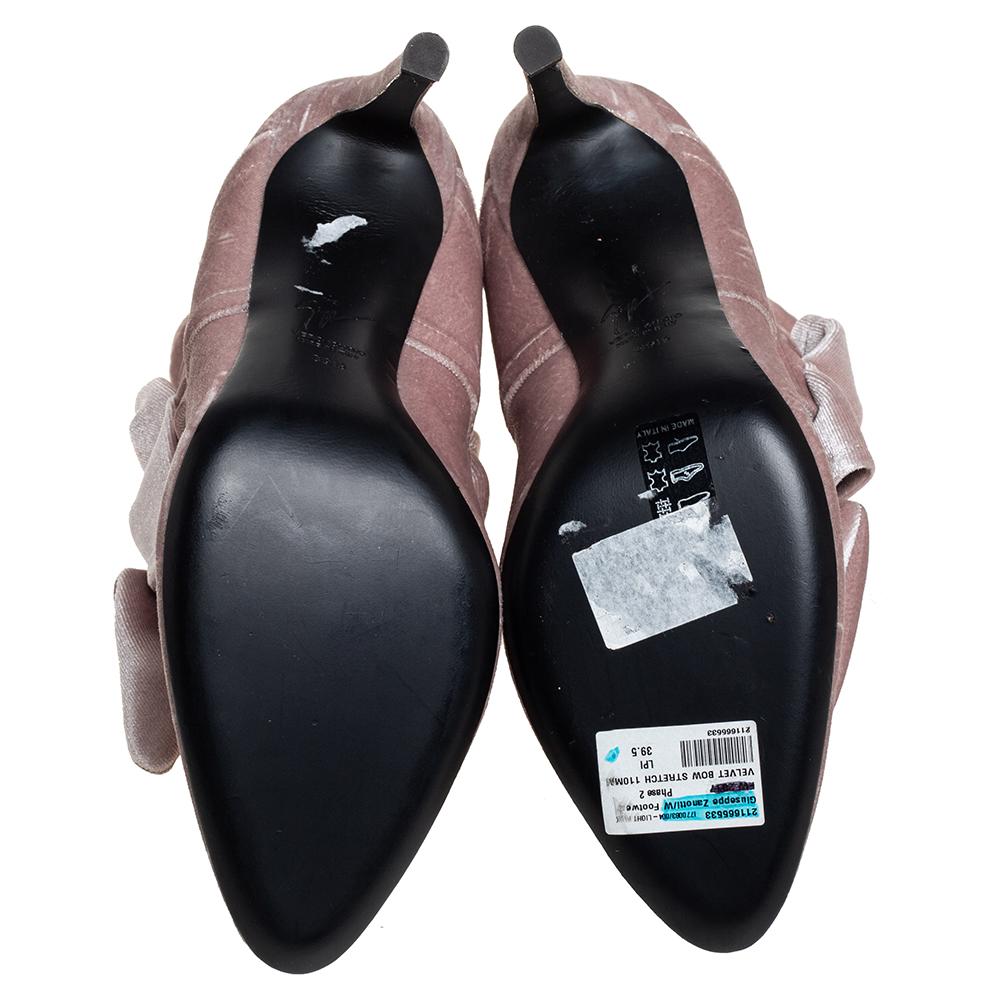 Giuseppe Zanotti Beige Velvet Bow Detail Ankle Boots Size 39.5 For Sale 2