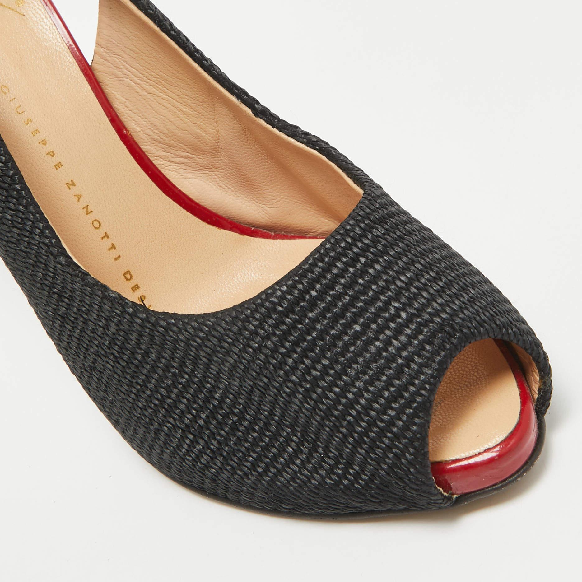 Giuseppe Zanotti Schwarze Peep Toe Pumps aus Segeltuch und Lackleder Größe 36 im Angebot 3