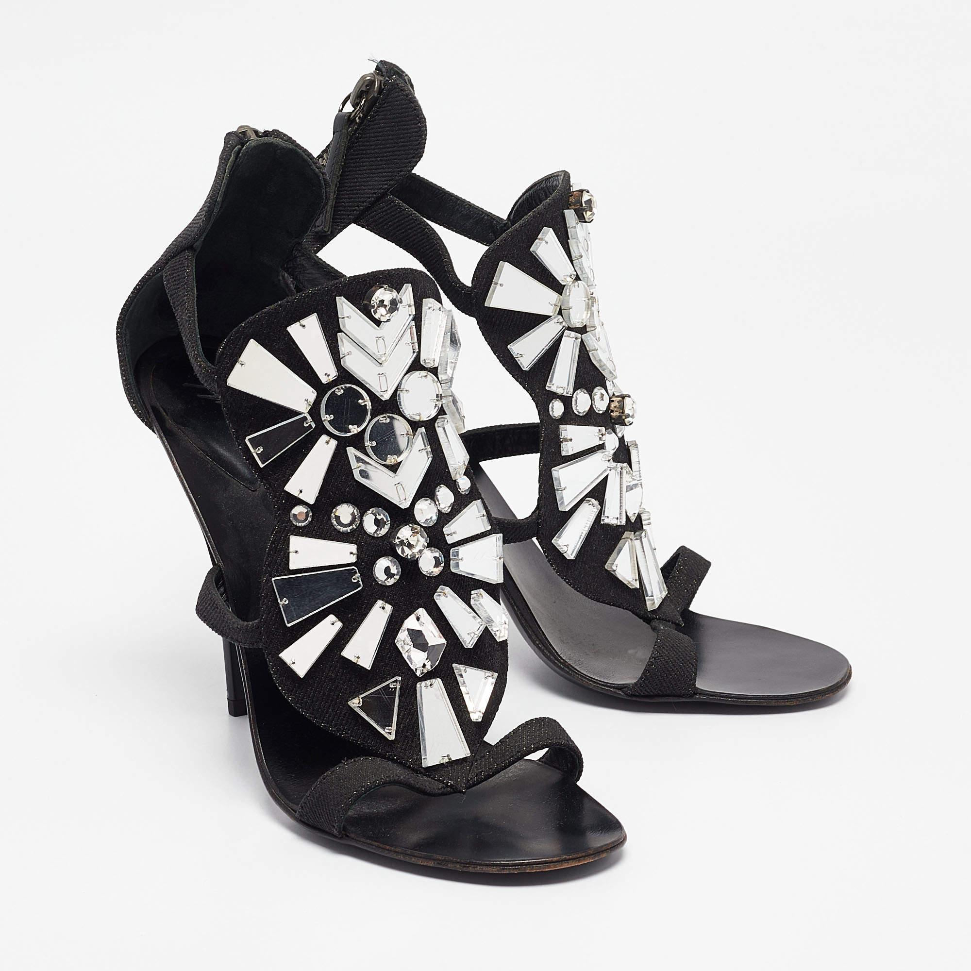 Sandales Giuseppe Zanotti noires ornées d'un miroir, taille 38 Bon état - En vente à Dubai, Al Qouz 2