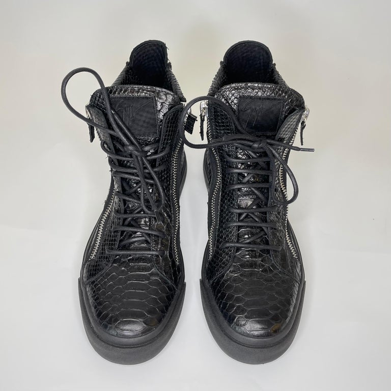tabe stun Børnecenter Giuseppe Zanotti Black Croc London High Top Autographed Sneakers (43.5 EU)  For Sale at 1stDibs