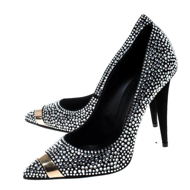 Giuseppe Zanotti Black Crystal Embellished Suede Ester Pointed Toe Pumps Size 37 In Good Condition In Dubai, Al Qouz 2