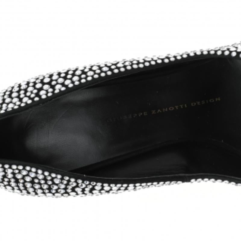 Escarpins Ester à bout pointu en daim ornés de cristaux noirs Giuseppe Zanotti, taille 38 Pour femmes en vente