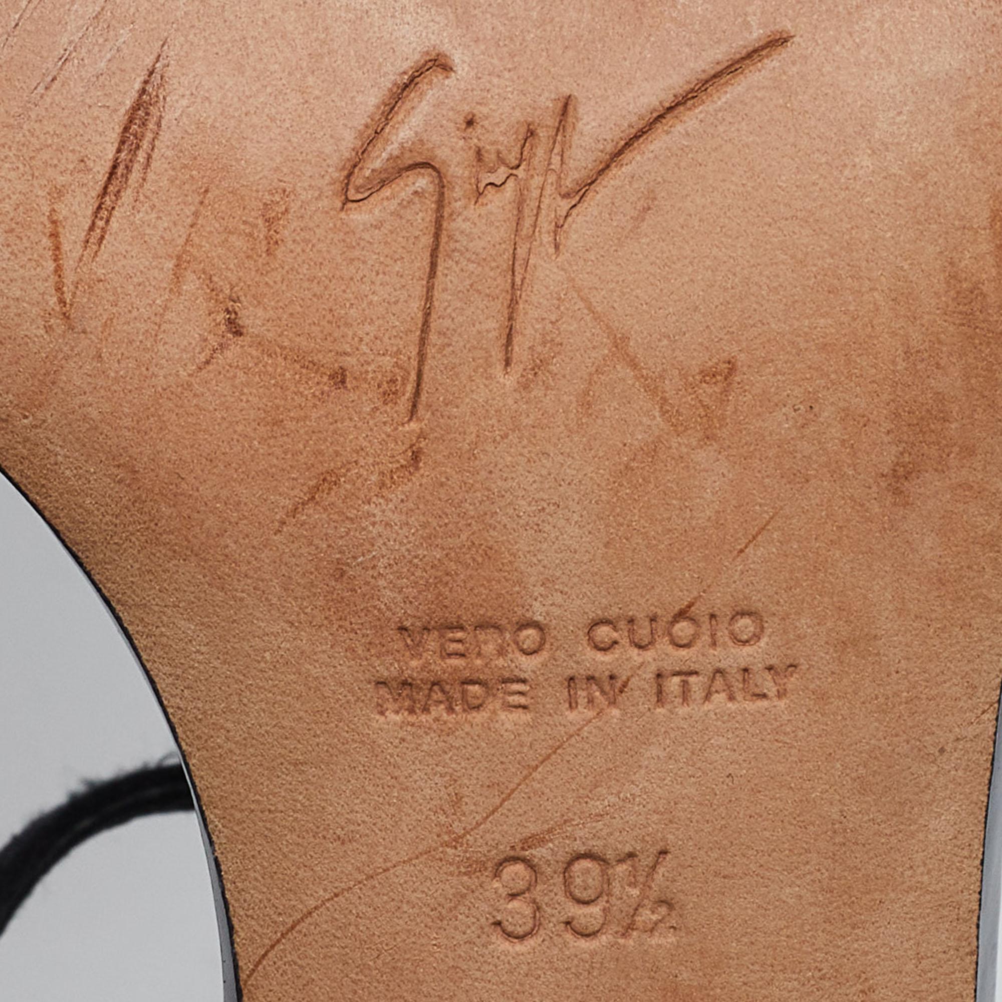 Giuseppe Zanotti Sandali con cinturino alla caviglia in tessuto nero e impreziositi misura 39,5 in vendita 3