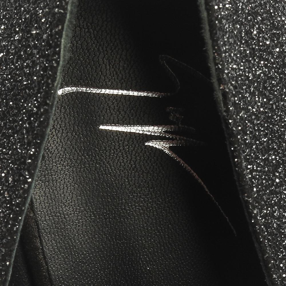Giuseppe Zanotti Black Glittered Suede Open Toe Platform Pumps Size 39 For Sale 2