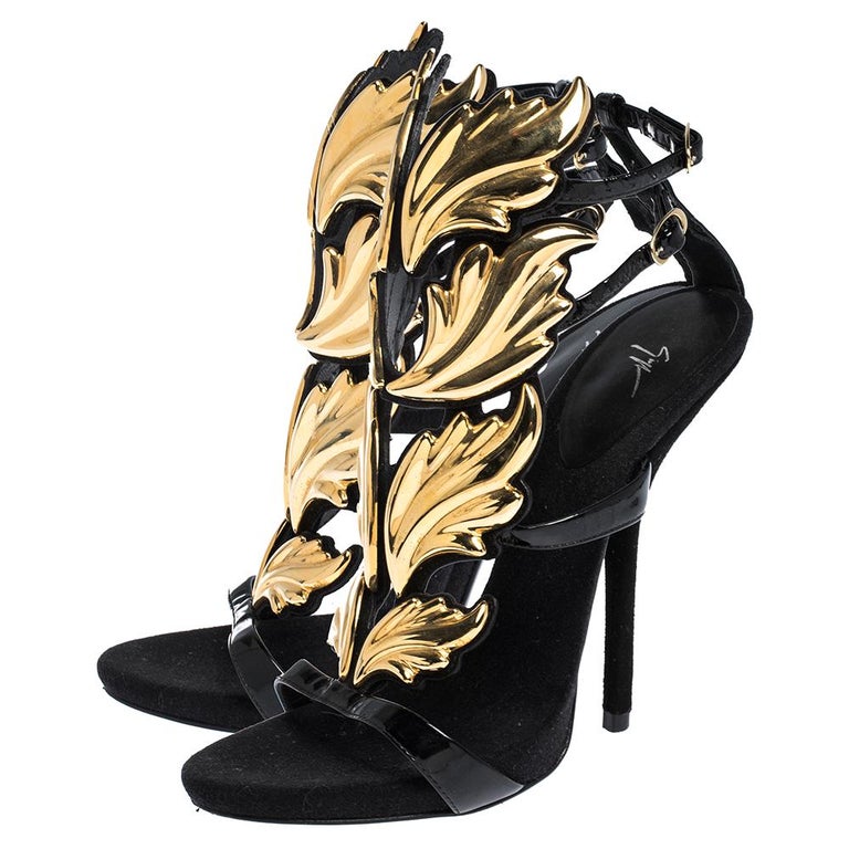 otte Inspirere analog Giuseppe Zanotti Black/Gold Leather and Suede Cruel Summer Sandals Size  38.5 at 1stDibs
