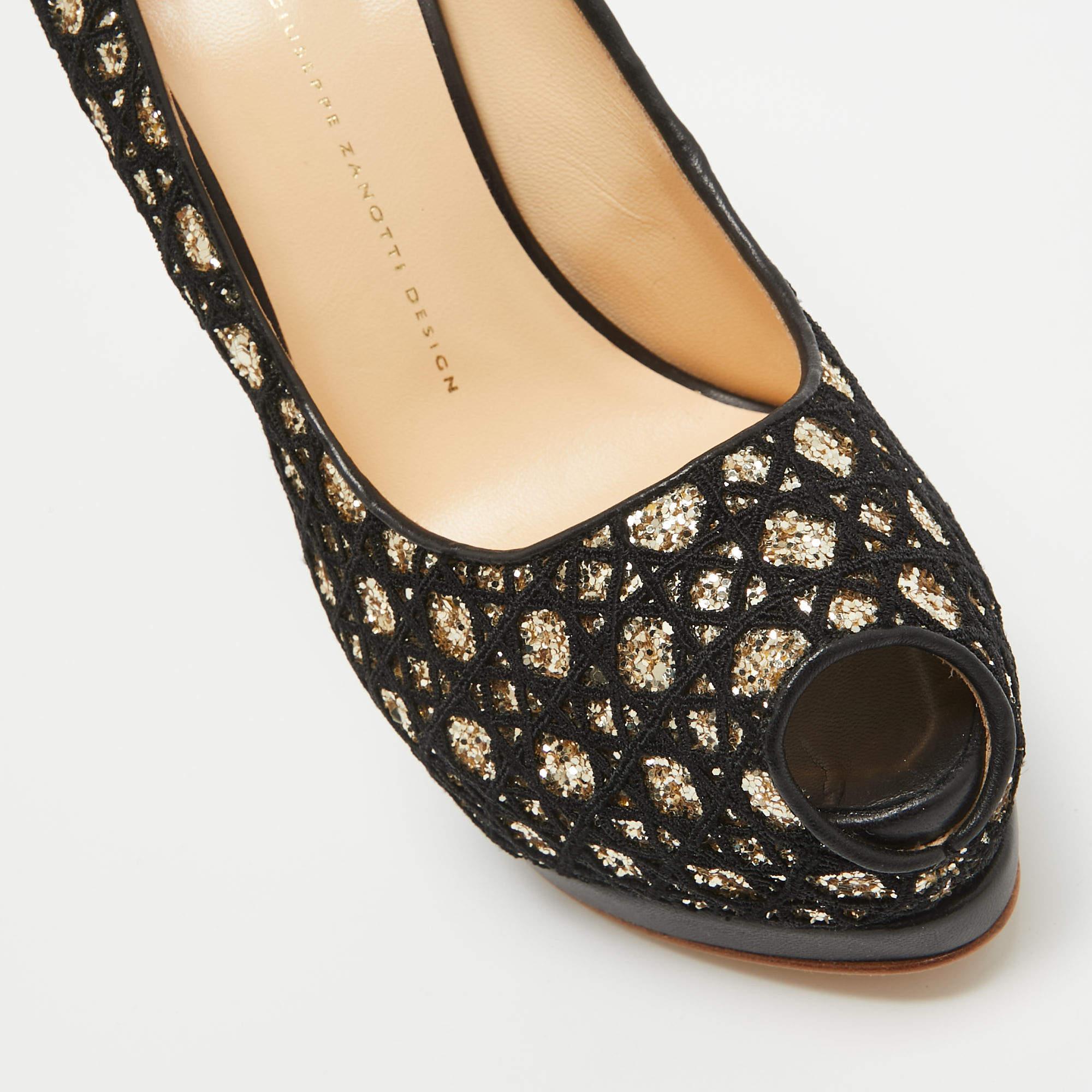 Giuseppe Zanotti Escarpins à plateforme en maille et paillettes noir/doré Taille 41 en vente 2