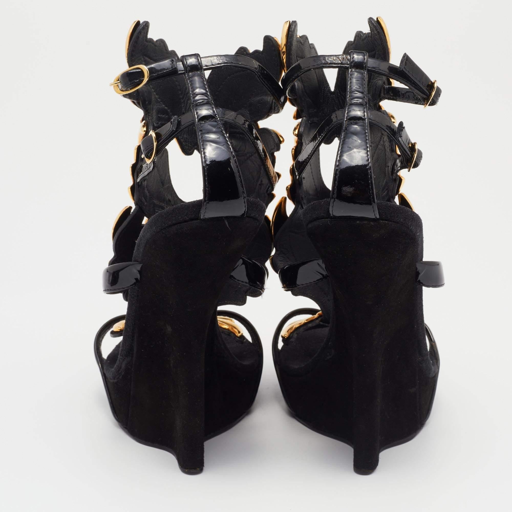 Giuseppe Zanotti Black/Gold Patent Leather and Suede Cruel Summer Sandals Size 3 In Excellent Condition In Dubai, Al Qouz 2