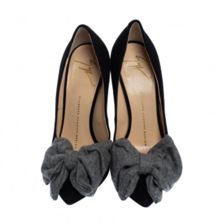 Women's Giuseppe Zanotti Black/Grey Suede and Fabric Bow Pointed Toe Pumps Size 36 For Sale