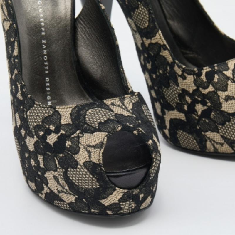 Sandales compensées Giuseppe Zanotti noires à bout ouvert et bride arrière, taille 38,5 Pour femmes en vente