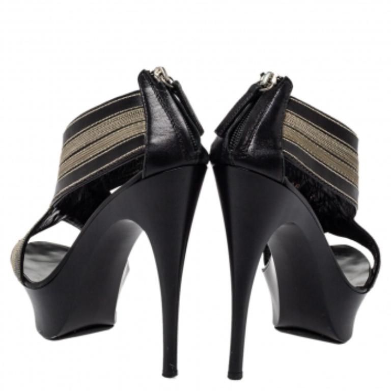 Giuseppe Zanotti Black Leather And Chain Crisscross Sandals Size 38 In Good Condition For Sale In Dubai, Al Qouz 2