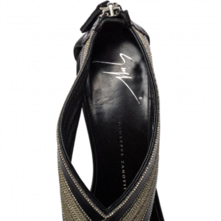 Giuseppe Zanotti Black Leather And Chain Crisscross Sandals Size 38 For Sale 2