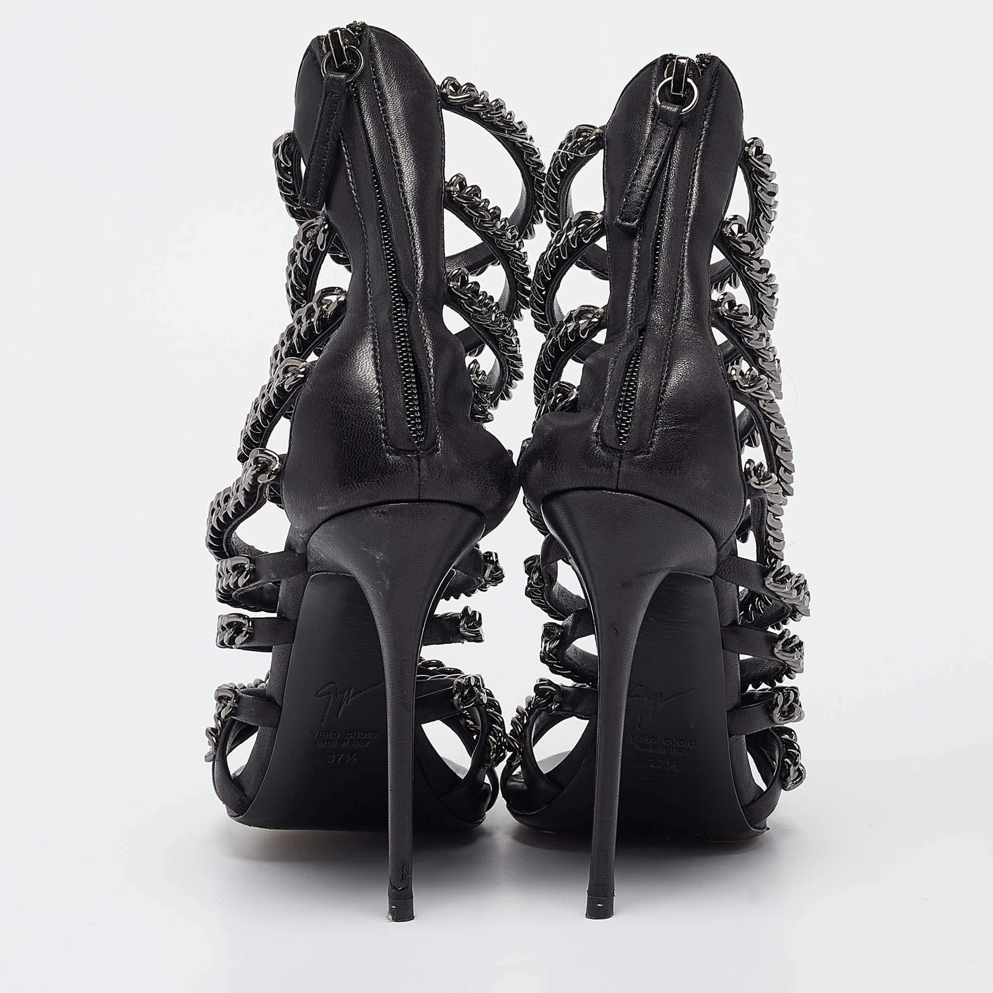 Giuseppe Zanotti Sandales à lanières en cuir noir et chaînes Taille 37.5 Pour femmes en vente