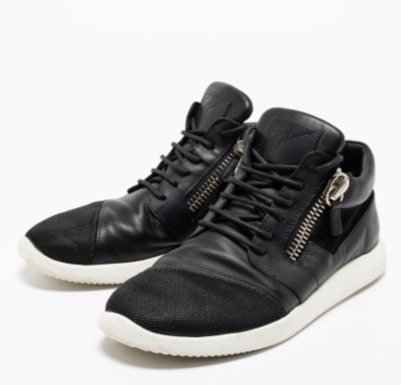 Giuseppe Zanotti Black Leather And  Mesh Side Zip Sneakers Size 42 For Sale 4