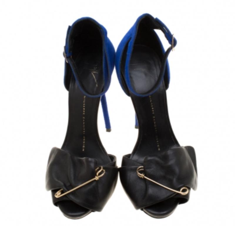 Giuseppe Zanotti Schwarz Leder Blau Wildleder Sicherheitsnadel Riemchensandalen Größe 37 Damen im Angebot