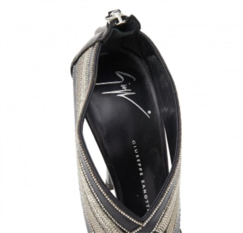 Giuseppe Zanotti Sandales en cuir noir avec chaînes croisées Taille 36 1
