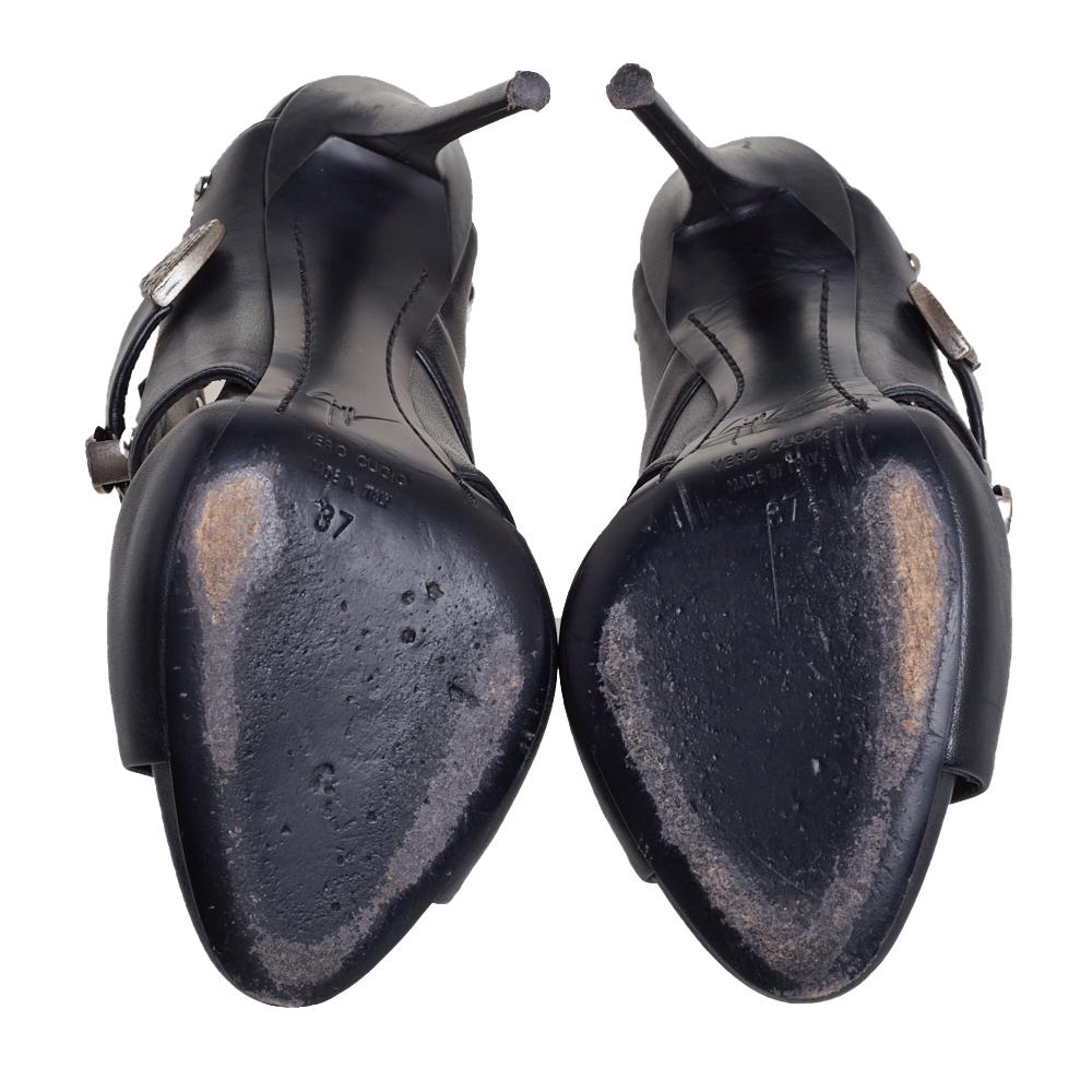 Giuseppe Zanotti Coline Western Schnalle Nieten Pantoletten Sandalen aus schwarzem Leder Größe 37 2