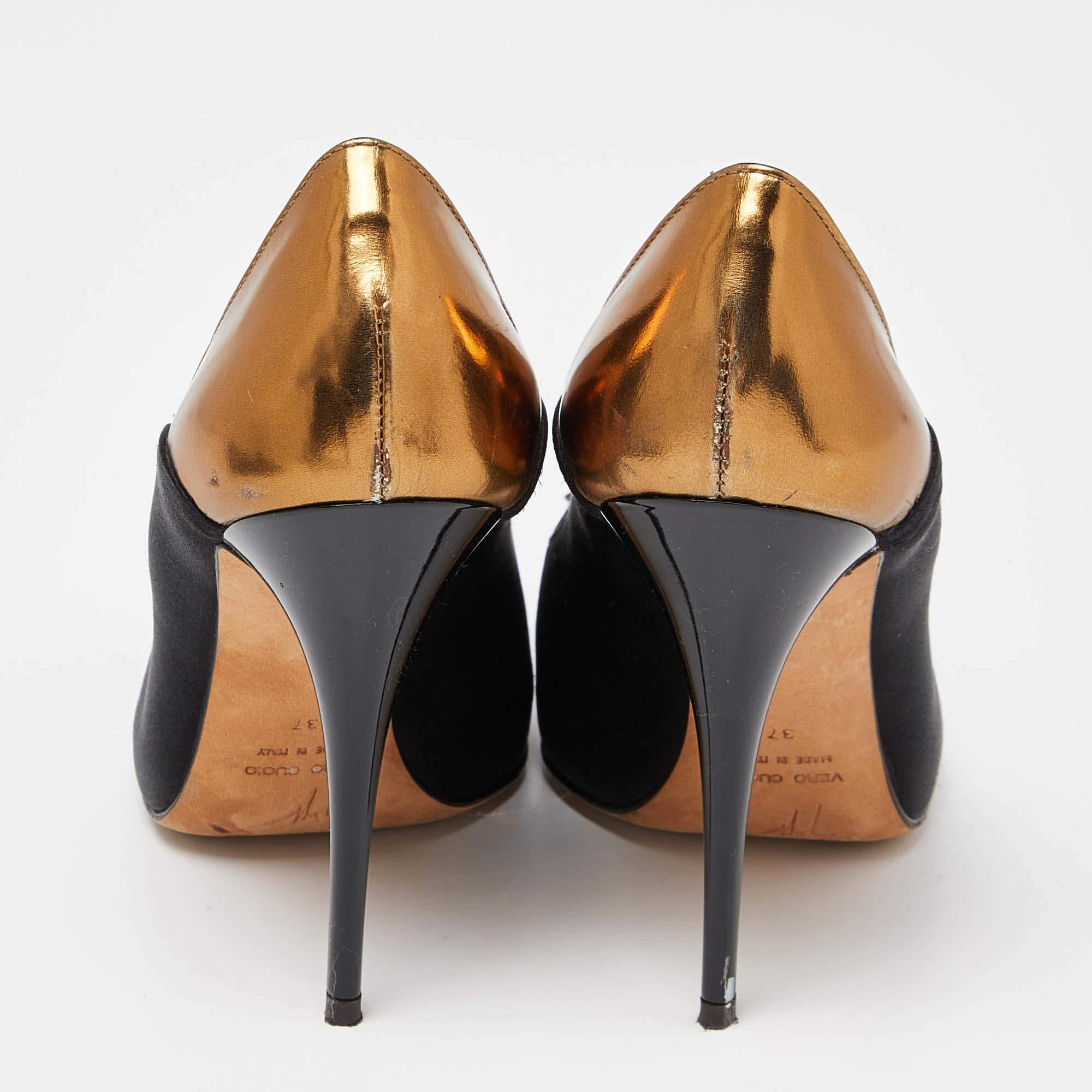 Giuseppe Zanotti Schwarze Leder-Pumps mit Kristallverzierung und Peep Toe Größe 37 im Angebot 1
