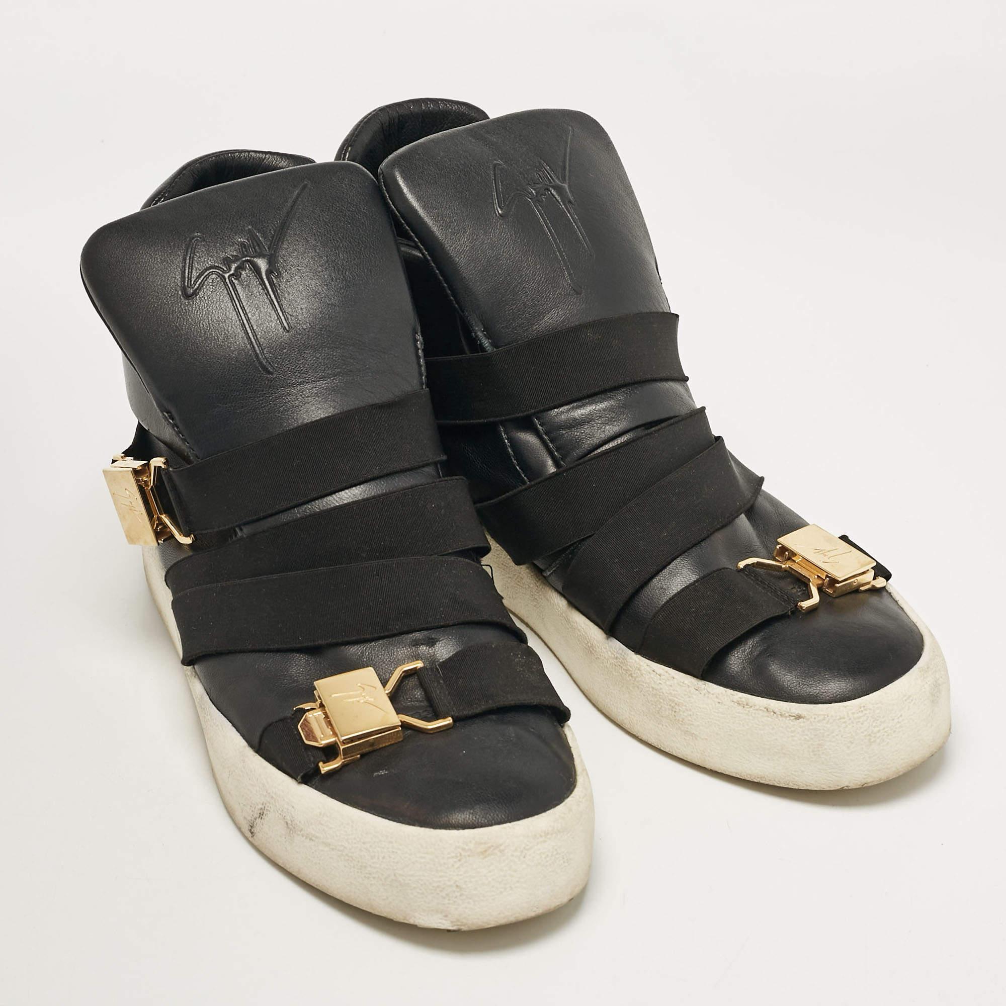 Giuseppe Zanotti Schwarz Leder Double Buckle High Top Turnschuhe mit doppelter Schnalle Größe 43 Herren im Angebot