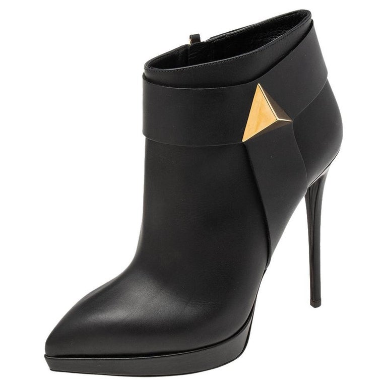 Zanotti Black Leather Ankle Boots Size 41 For Sale at 1stDibs