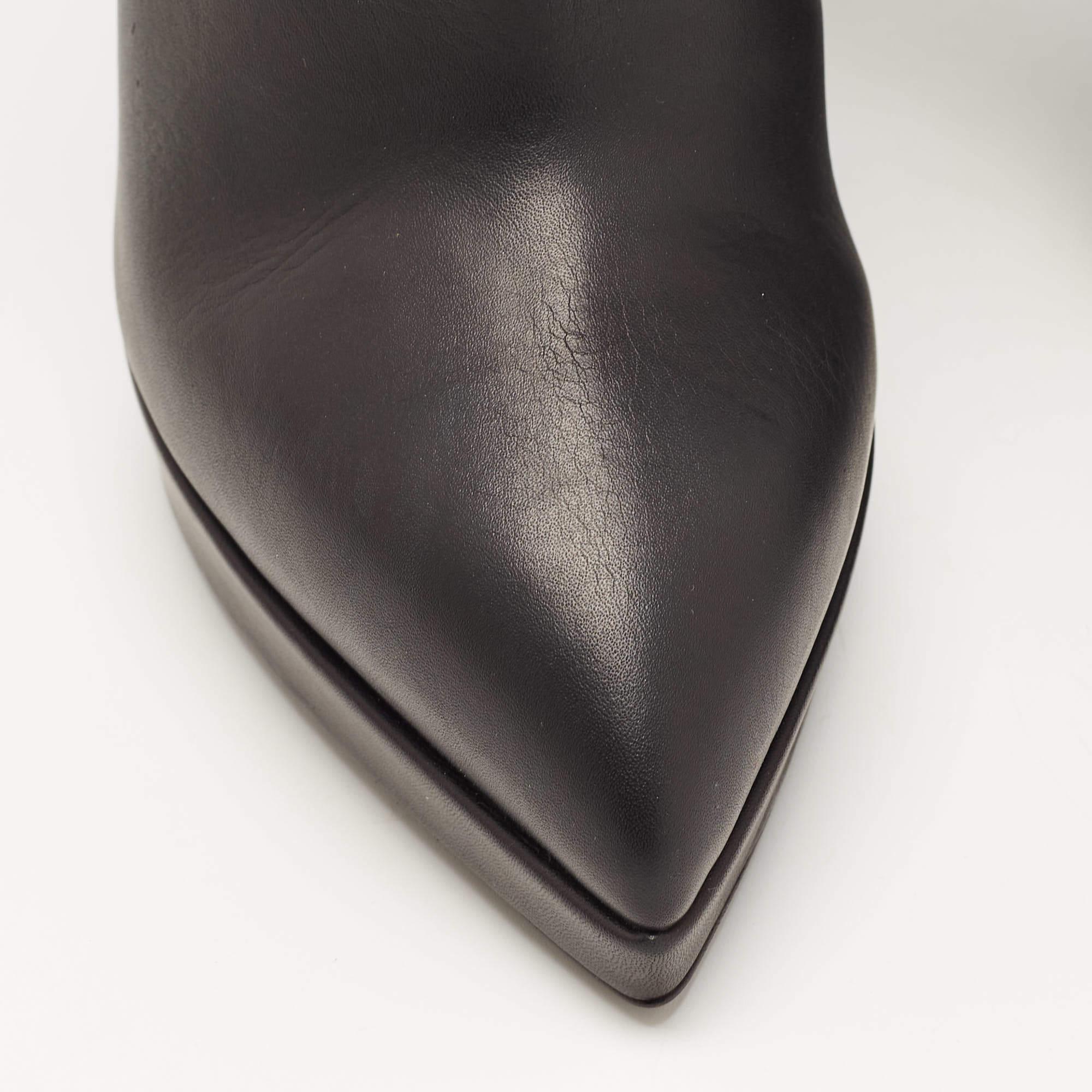 Giuseppe Zanotti Black Leather Emy Stud Ankle Boots Size 41 For Sale 2