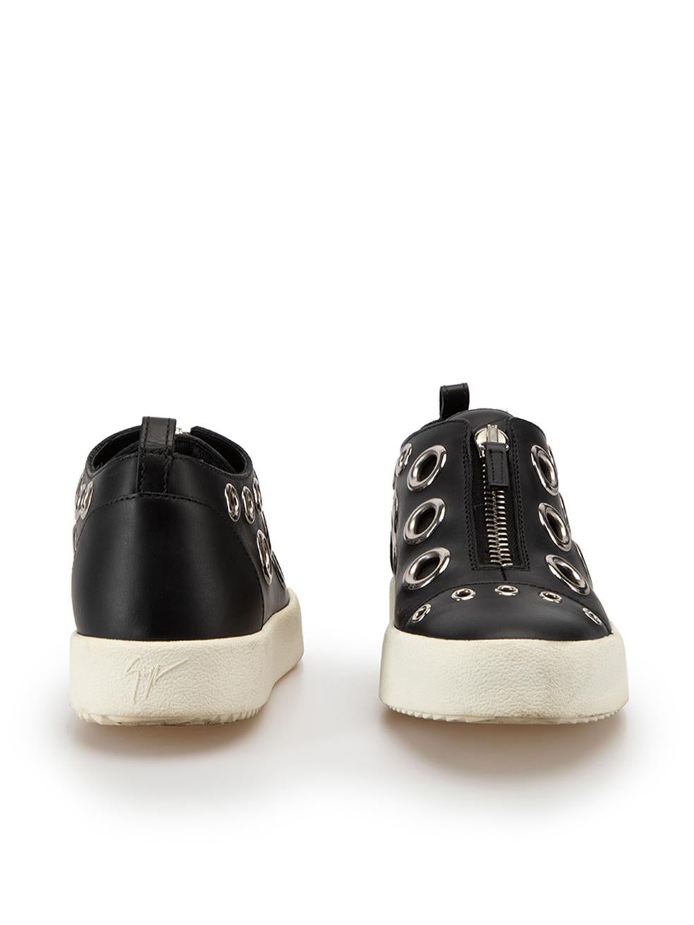 Nero Giuseppe Zanotti Scarpe da ginnastica con occhielli in pelle nera Taglia IT 38 in vendita