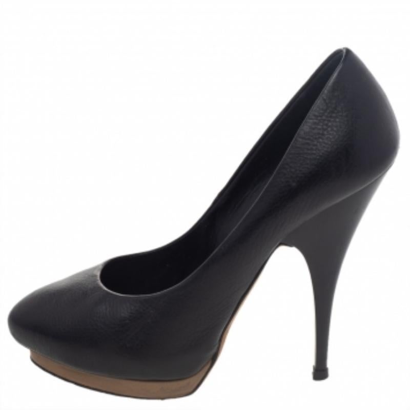 Giuseppe Zanotti, décolleté con plateau in pelle nera, misura 37.5
