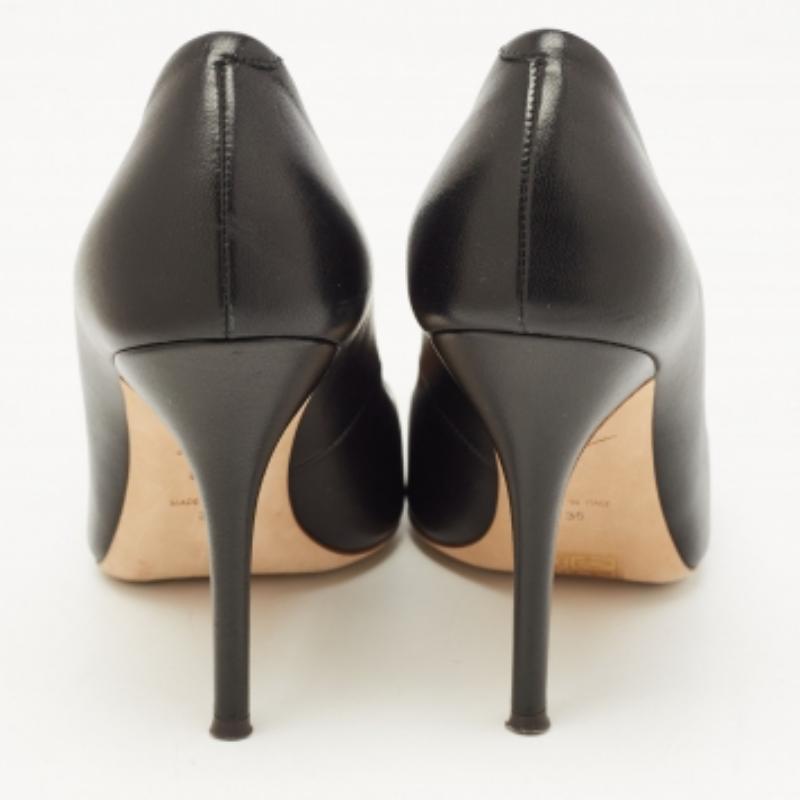 Giuseppe Zanotti Schwarze Leder Pumps mit spitzer Zehe Größe 36 Damen im Angebot