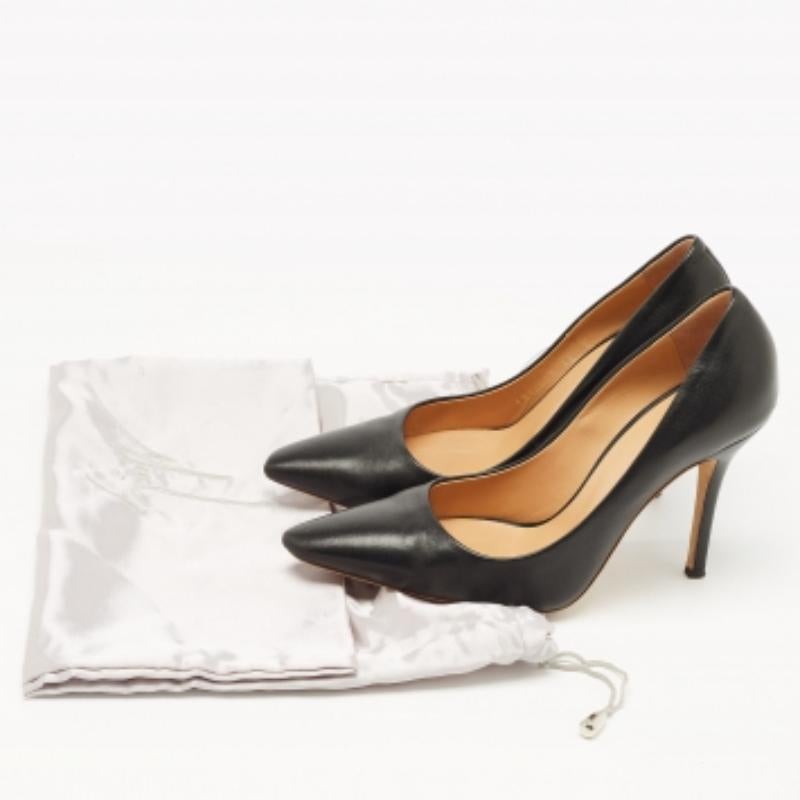 Giuseppe Zanotti Schwarze Leder Pumps mit spitzer Zehe Größe 36 im Angebot 5