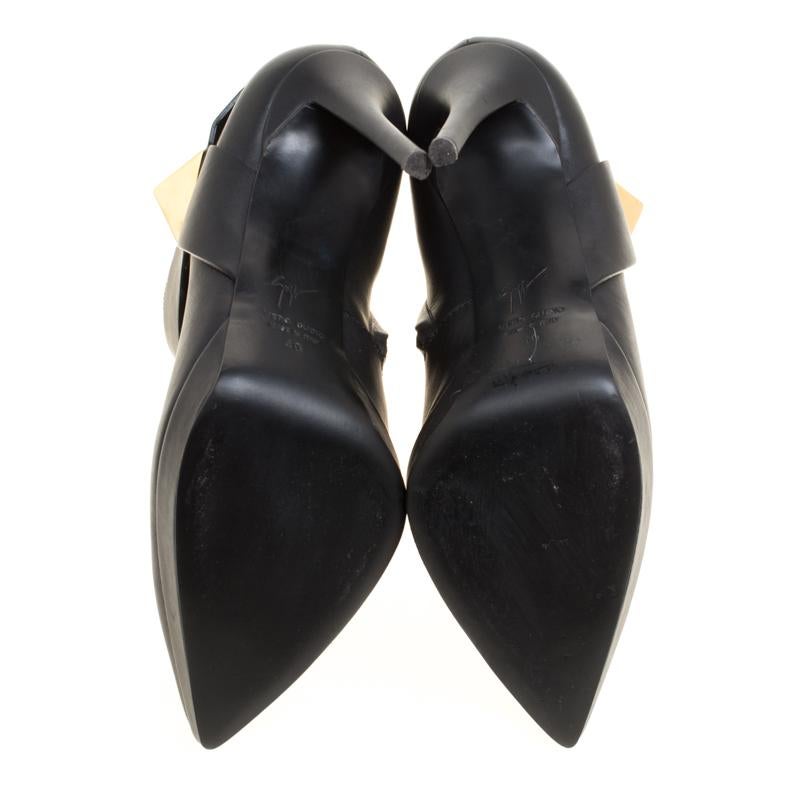 Giuseppe Zanotti Black Leather Pyramid Stud Platform Ankle Boots Size 40 2