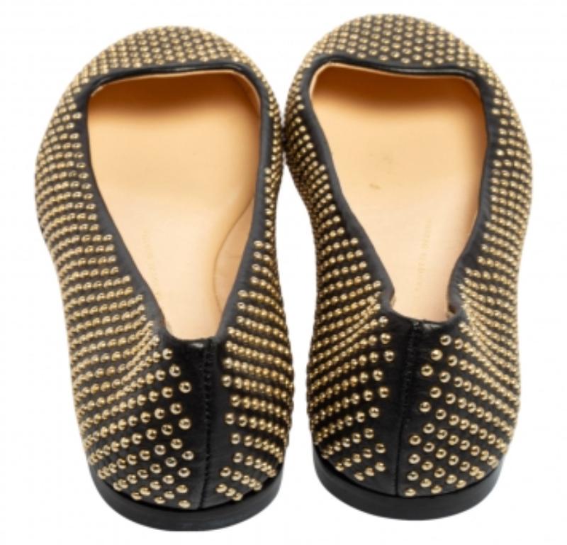 Giuseppe Zanotti Ballerines en cuir noir clouté Taille 38 en vente 1