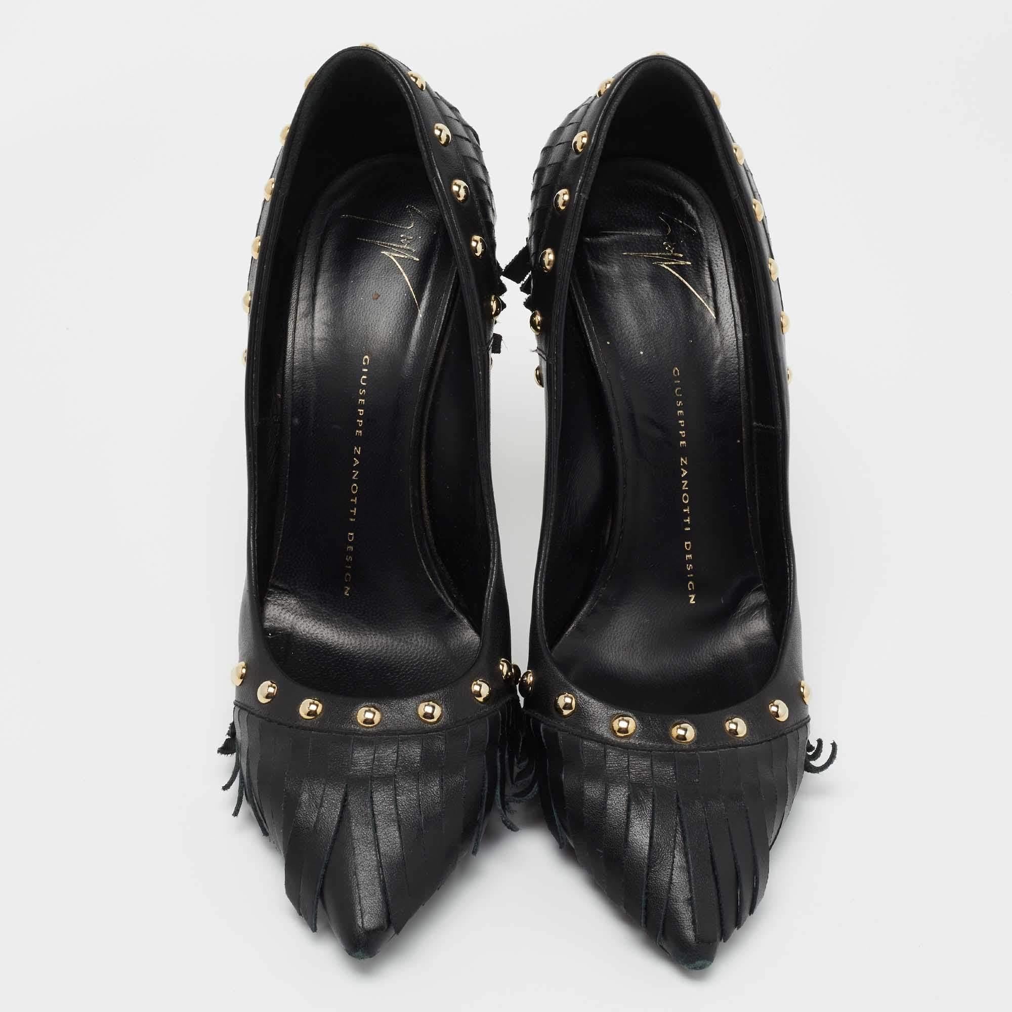 Giuseppe Zanotti Black Leather Studded Fringe Pumps Size 38.5 In Good Condition In Dubai, Al Qouz 2